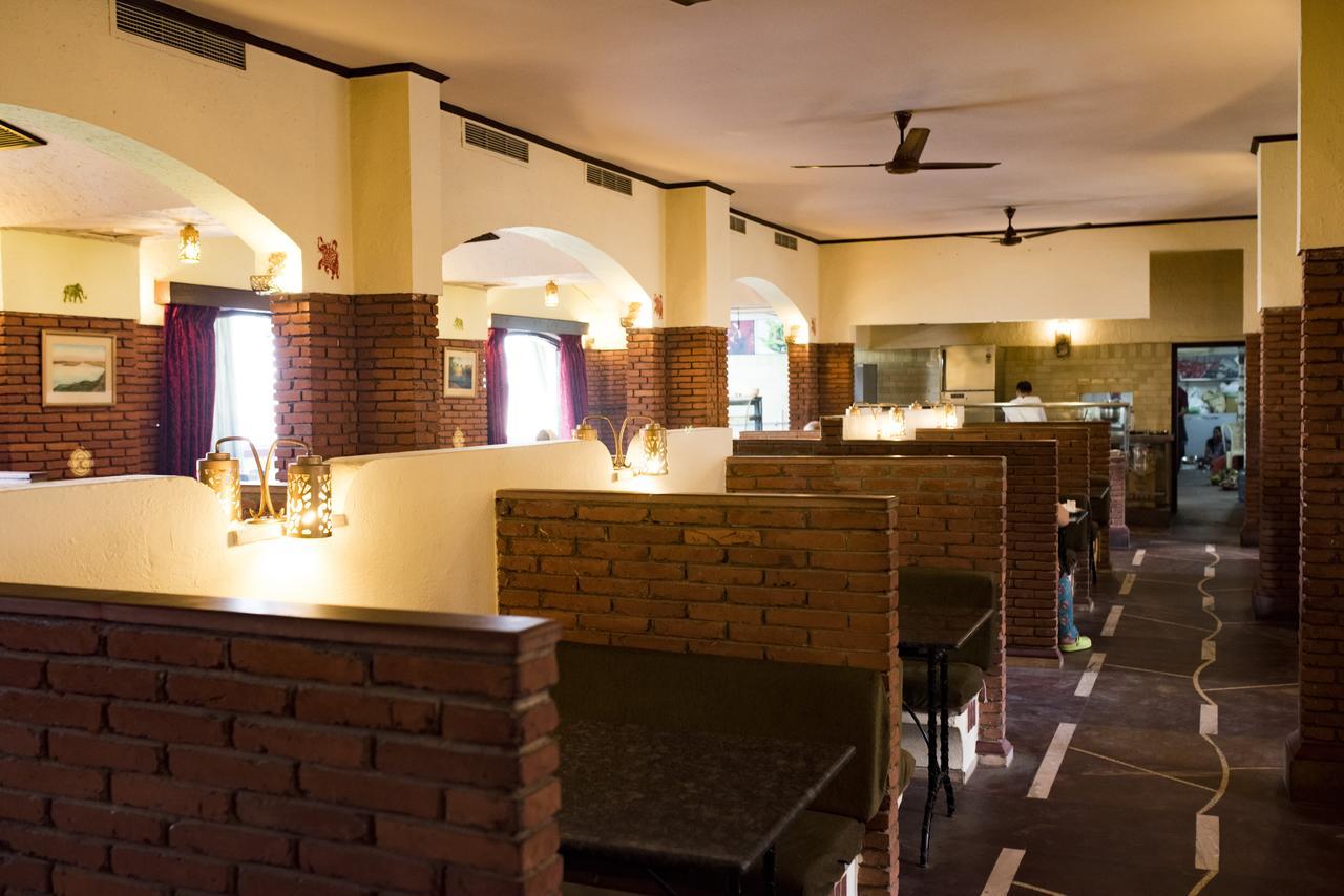 Vrindāvan Mvt Guesthouse & Restaurant מראה חיצוני תמונה
